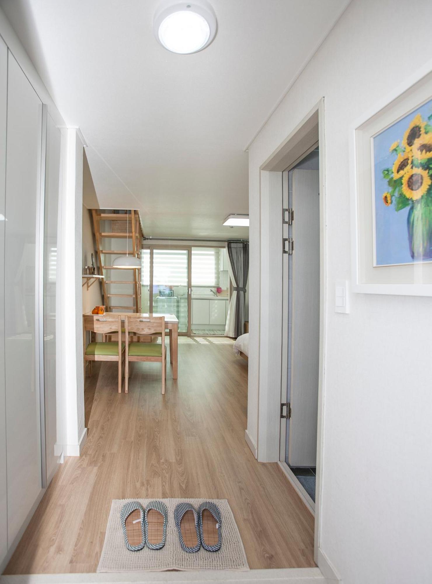 Jeju Aria Pension Bagian luar foto