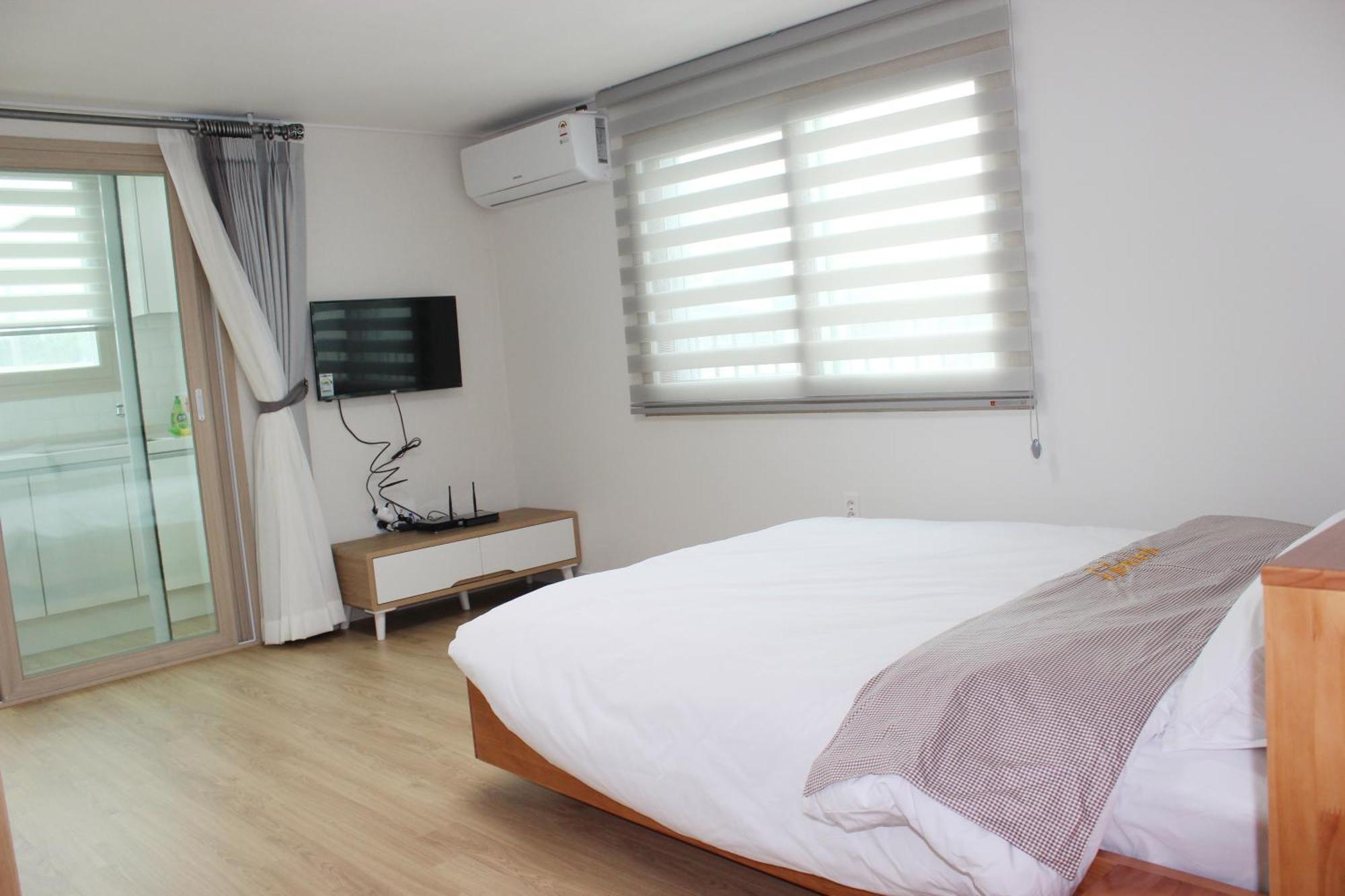 Jeju Aria Pension Bagian luar foto